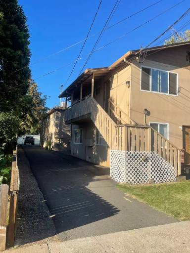 Main picture of 764 West St