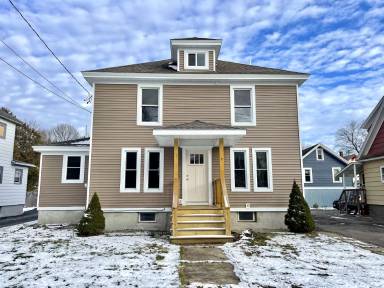Main picture of 69 Church St
