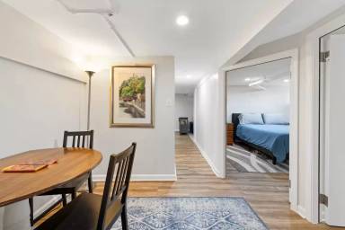 Main picture of 1324 Randolph St NE