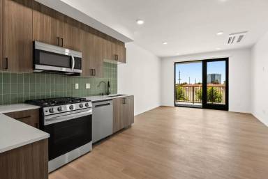 Main picture of 4080 32nd St