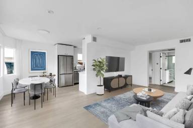 Main picture of 5606 Lexington Ave