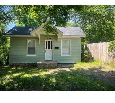 Main picture of 232 Pecan St