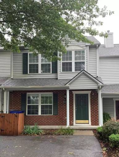 Main picture of 1525 Providence Blvd