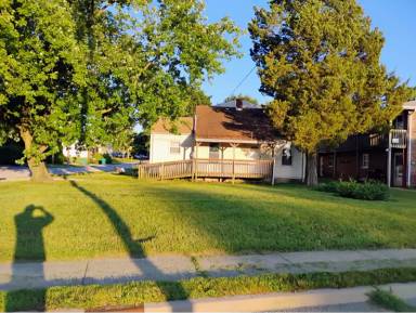 Main picture of 3600 Falling Springs Rd