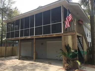 Main picture of 2 Naylor Ln