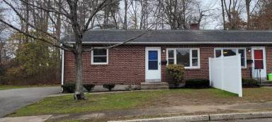 Main picture of 40 Cobb Dr
