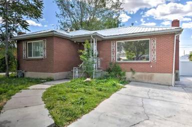 Main picture of 462 E Haven Ave