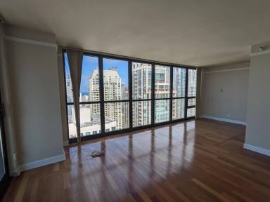 Main picture of 10 E Ontario St Apartments