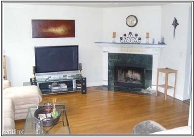 Main picture of 4619 Lincoln Way