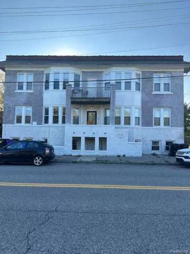 Main picture of 9429 Brush St