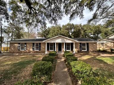 Main picture of 538 Hillview Rd