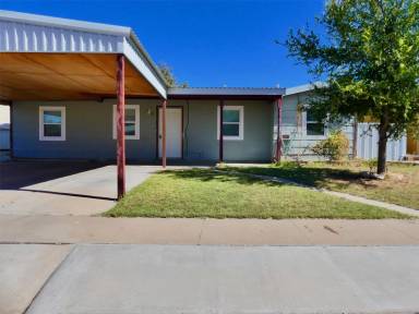 Main picture of 1202 Doran Dr