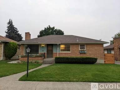 Main picture of 2907 W Princeton Ave