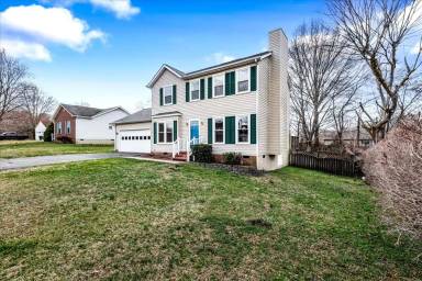Main picture of 10704 Live Oak Ct