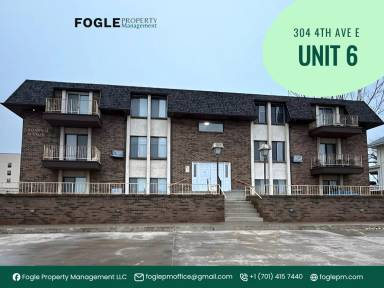 Main picture of 304 4th Ave E