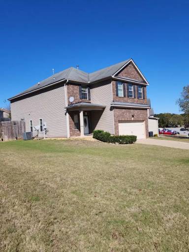 Main picture of 1401 Adie St