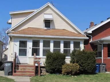 Main picture of 2241 Woodford St