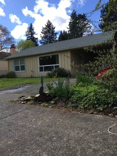 Main picture of 4103 SE 73rd Ave
