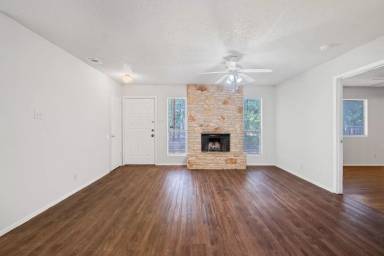 Main picture of 604 Misty Morning Way