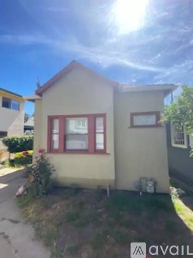 Main picture of 4804 Webster St