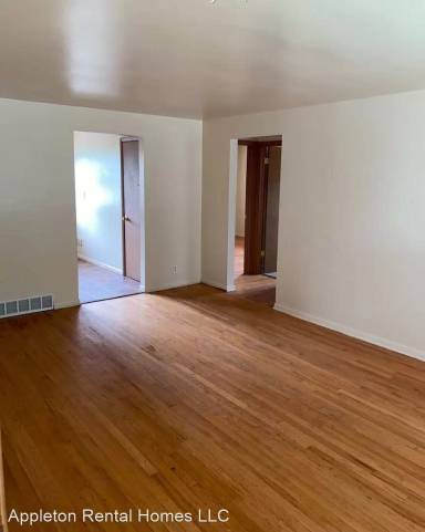 Main picture of 7027 N Teutonia Ave