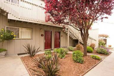 Main picture of 740 Crocker Ave