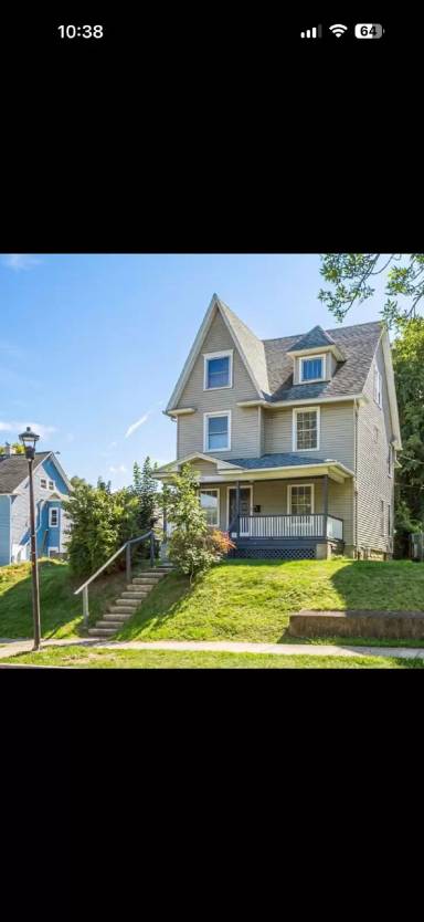 Main picture of 366 Seward St