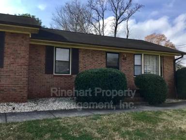Main picture of 444 Kimbrell St