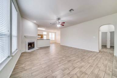 Main picture of 353 Placid Mdw