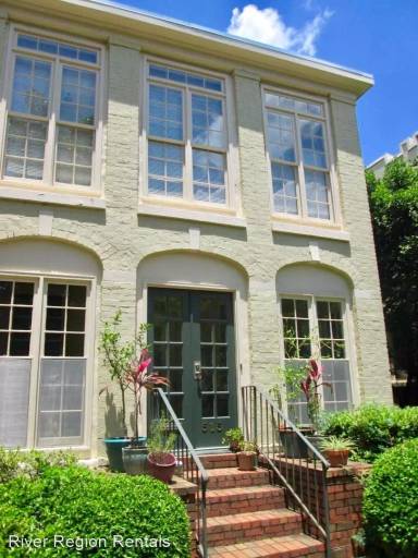 Main picture of 515 Thorn Pl