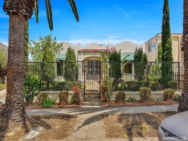 Main picture of 3939 Georgia St