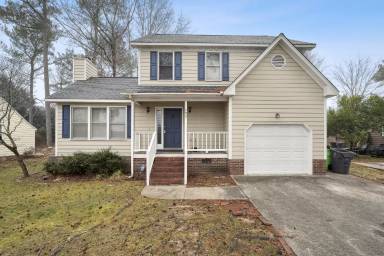 Main picture of 131 Autumn Ridge Dr