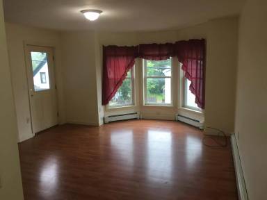 Main picture of 1364 Creamery Rd