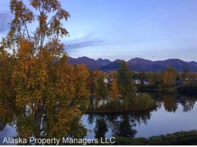 Main picture of 5642 E 40th Ave