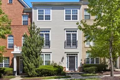 Main picture of 613 Spectator Ave