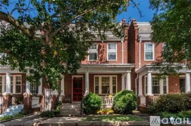 Main picture of 2808 Floyd Ave