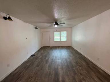 Main picture of 1619 N 16th St