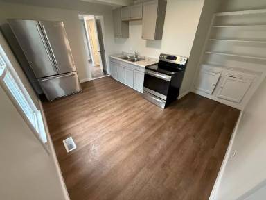 Main picture of 40 Maple Ln