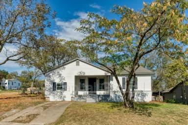 Main picture of 2429 Stephen Lee Dr