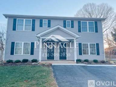 Main picture of 2313 Acorn St