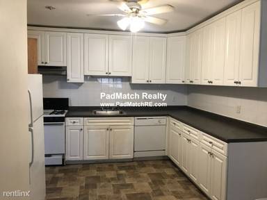 Main picture of 805 Mount Auburn St