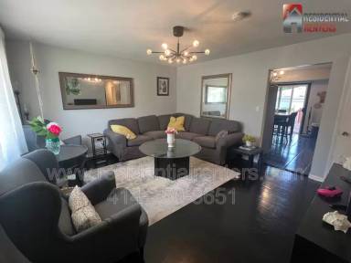 Main picture of 6125 W Hustis St