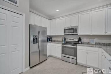 Main picture of 9901 Haze Dr