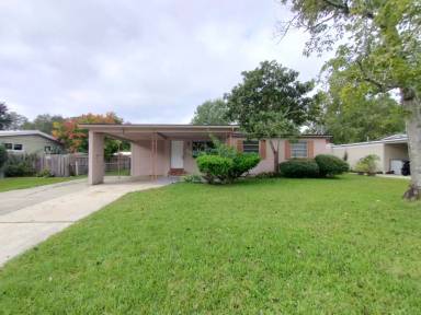 Main picture of 5810 Norde Dr E