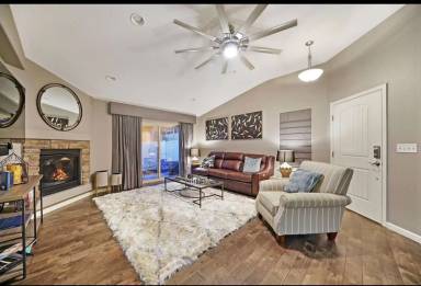 Main picture of 824 Yellow Jasper Pt