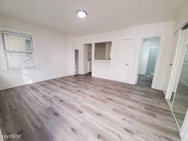 Main picture of 38 1/2 Rose Ave