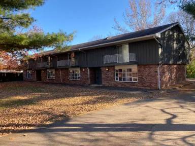 Main picture of 1701 Lambert Ave