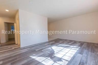 Main picture of 1057 W 84th St
