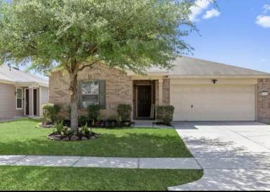 Main picture of 16535 Burnell Oaks Ln