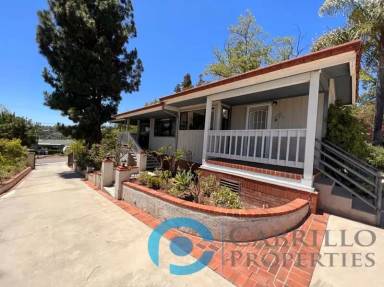 Main picture of 4227 N Cordoba Ave